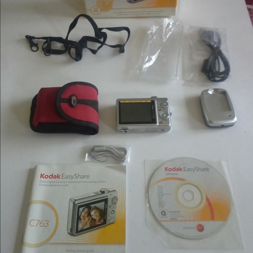 KODAK C763 EASYSHARE CAMERA 7.1 mega pixels